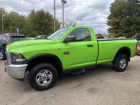 Used 2012 RAM 2500 ST w/ Chrome Appearance Group image 12