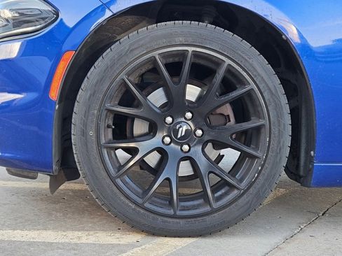Used 2018 Dodge Charger SXT w/ Blacktop Package image 22