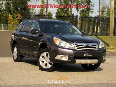 Used 2012 Subaru Outback 2.5i Limited image 1