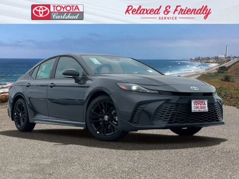 New 2026 Toyota Camry SE FWD image 1