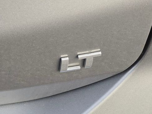 Used 2023 Chevrolet Equinox LT image 13