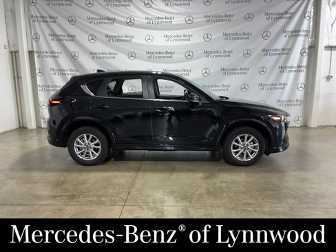 Used 2024 MAZDA CX-5 AWD 2.5 S w/ Select Package image 2