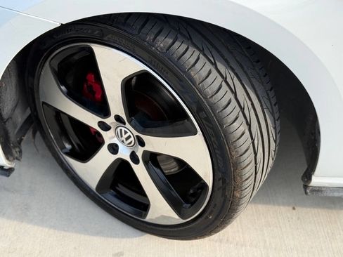 Used 2015 Volkswagen GTI S image 4