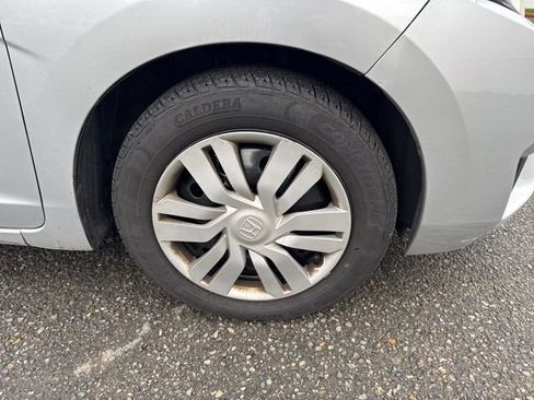 Used 2015 Honda Fit LX image 9