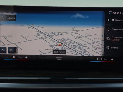 Used 2023 BMW X7 xDrive40i w/ Executive Package AWD/4WD image 29