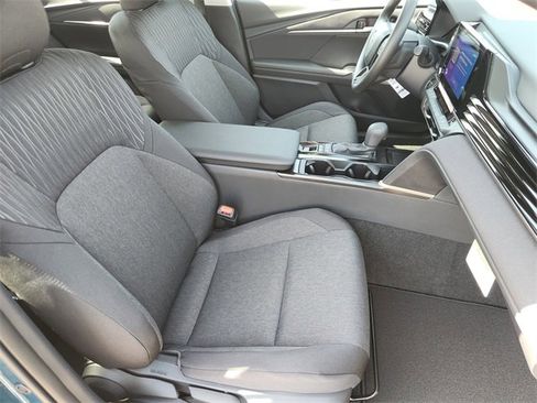 New 2026 Toyota Camry LE image 10