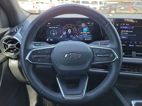 Used 2026 Chevrolet Equinox LT w/ Midnight Edition image 19