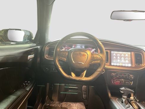 Used 2022 Dodge Charger Scat Pack w/ Dynamics Package RWD image 22