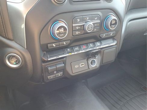 Certified 2022 Chevrolet Silverado 1500 RST AWD/4WD image 25