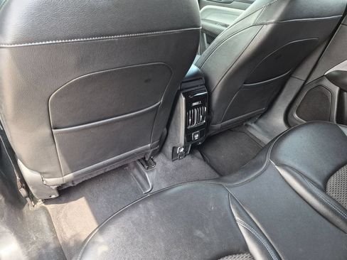 Used 2024 Jeep Compass Latitude AWD/4WD image 21
