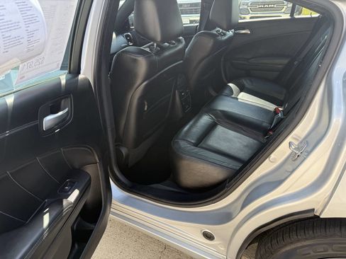 Used 2020 Dodge Charger SXT w/ Plus Group image 6