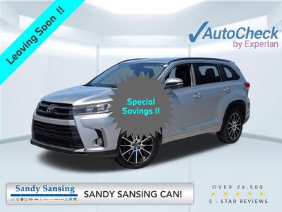 Used 2018 Toyota Highlander SE