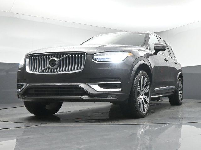 Used 2024 Volvo XC90 B6 Plus w/ Protection Package Premier AWD/4WD image 12