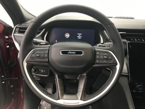 New 2025 Jeep Grand Cherokee Limited 4xe image 11