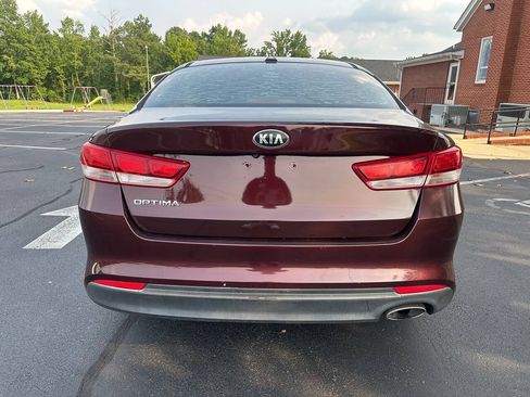 Used 2016 Kia Optima LX w/ Option Group 014 FWD image 8