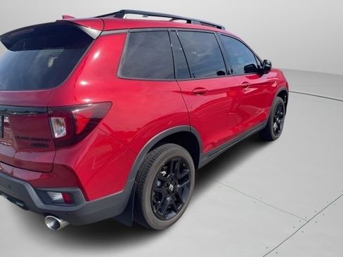 Used 2024 Honda Passport Black Edition image 11