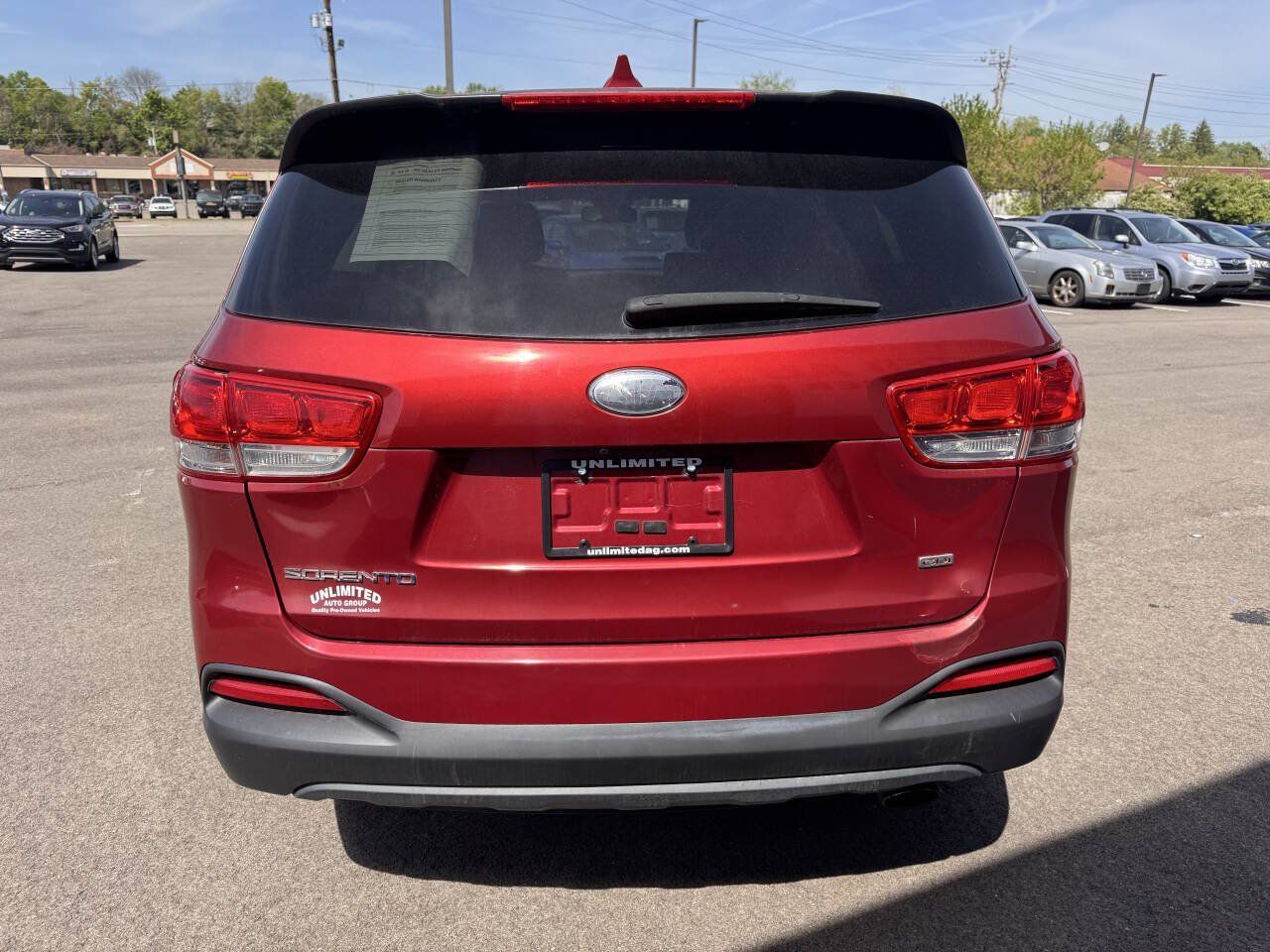 Used 2016 Kia Sorento FWD image 9