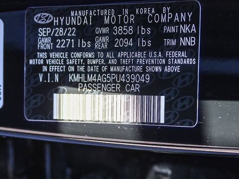 Certified 2023 Hyundai Elantra SEL image 34