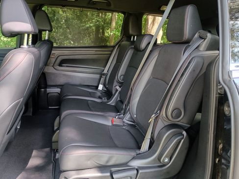 Used 2025 Honda Odyssey Sport-L image 16
