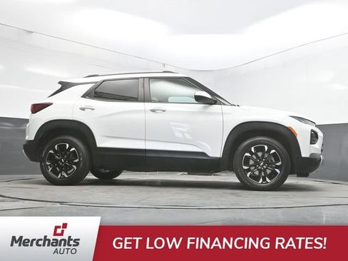 Used 2023 Chevrolet TrailBlazer LT w/ Convenience Package FWD image 39