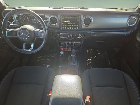 Used 2023 Jeep Wrangler Unlimited Rubicon 4xe image 17