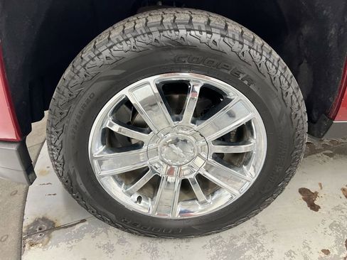 Used 2018 Chevrolet Silverado 1500 LT w/ All Star Edition AWD/4WD image 26
