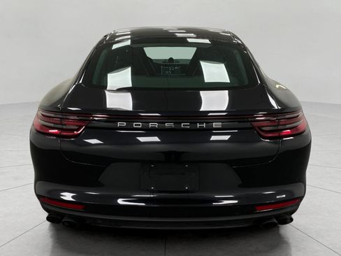 Used 2018 Porsche Panamera image 7