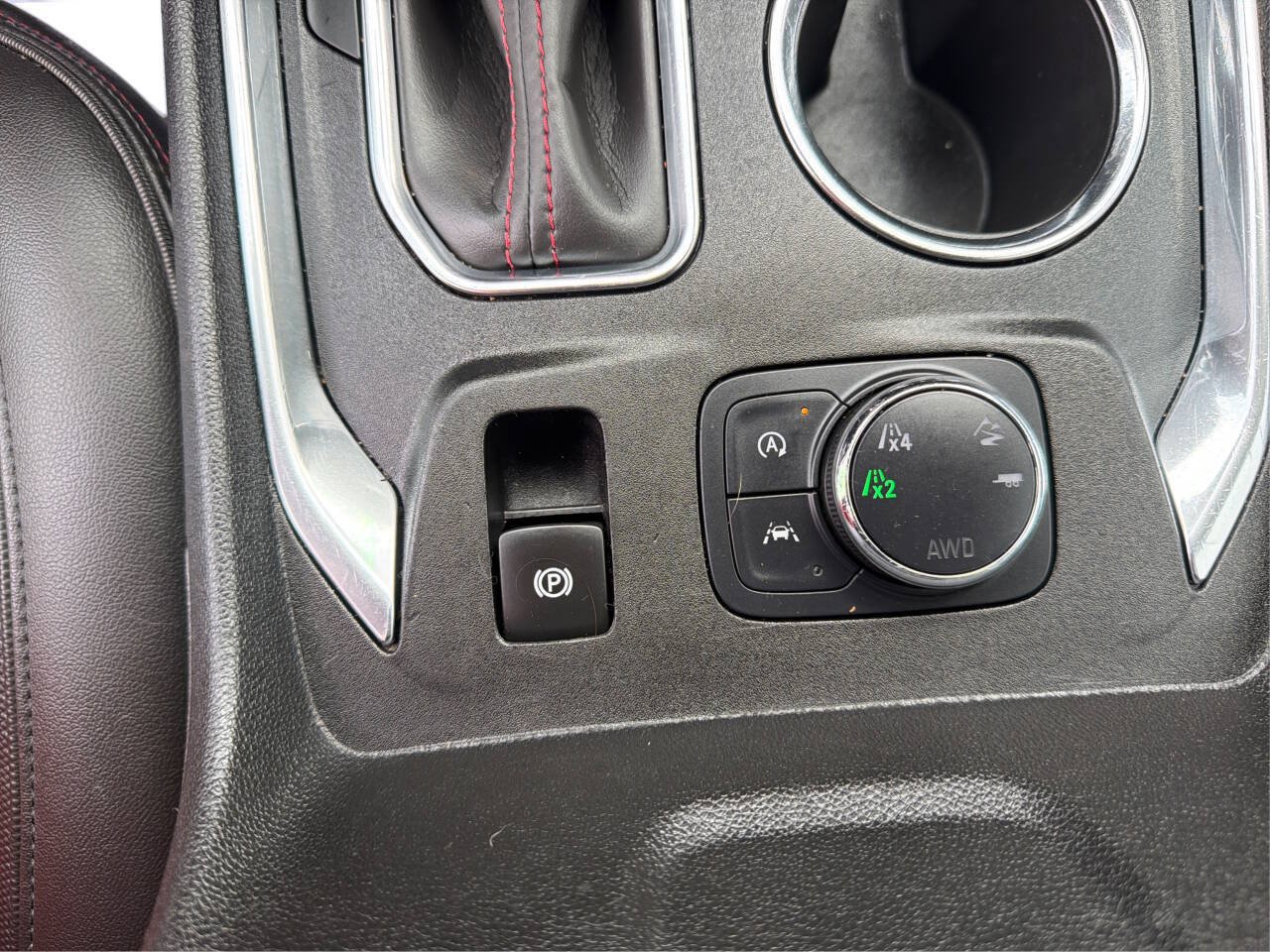 Used 2023 Chevrolet Traverse RS w/ LPO, Floor Liner Package AWD/4WD image 35