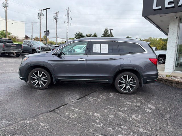 Used 2022 Honda Pilot Touring image 2