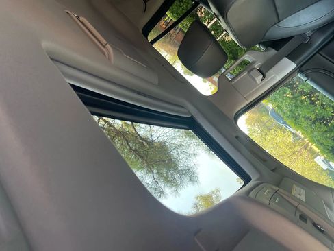 Used 2018 Chevrolet Tahoe Premier image 20