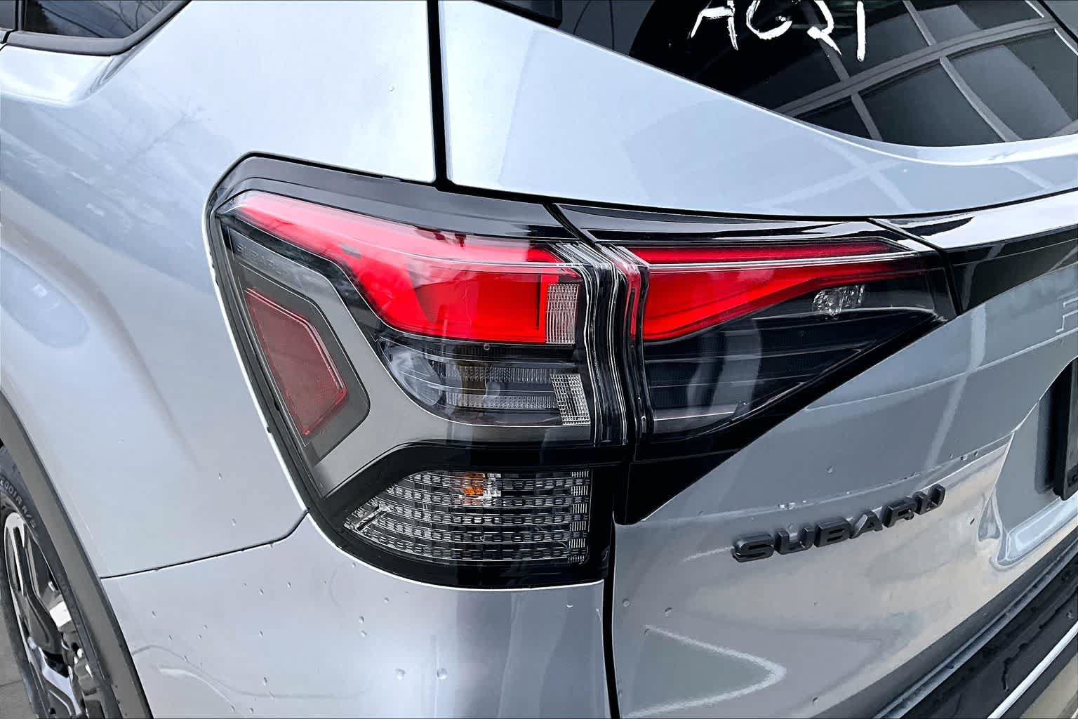 New 2026 Subaru Forester Touring AWD/4WD image 15