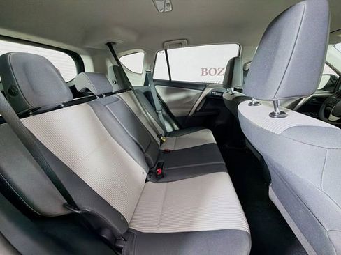 Used 2014 Toyota RAV4 LE FWD image 29