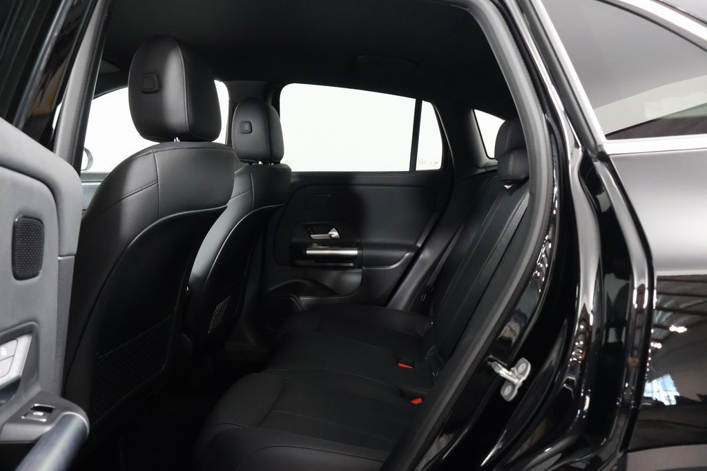 Certified 2025 Mercedes-Benz GLA 250 image 11