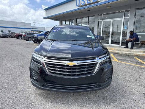 Used 2023 Chevrolet Equinox LS w/ LPO, Floor Liner Package FWD image 2