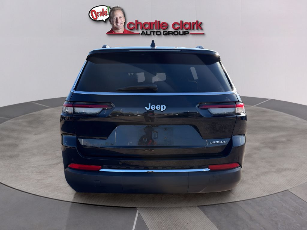 Used 2025 Jeep Grand Cherokee L Laredo RWD image 4