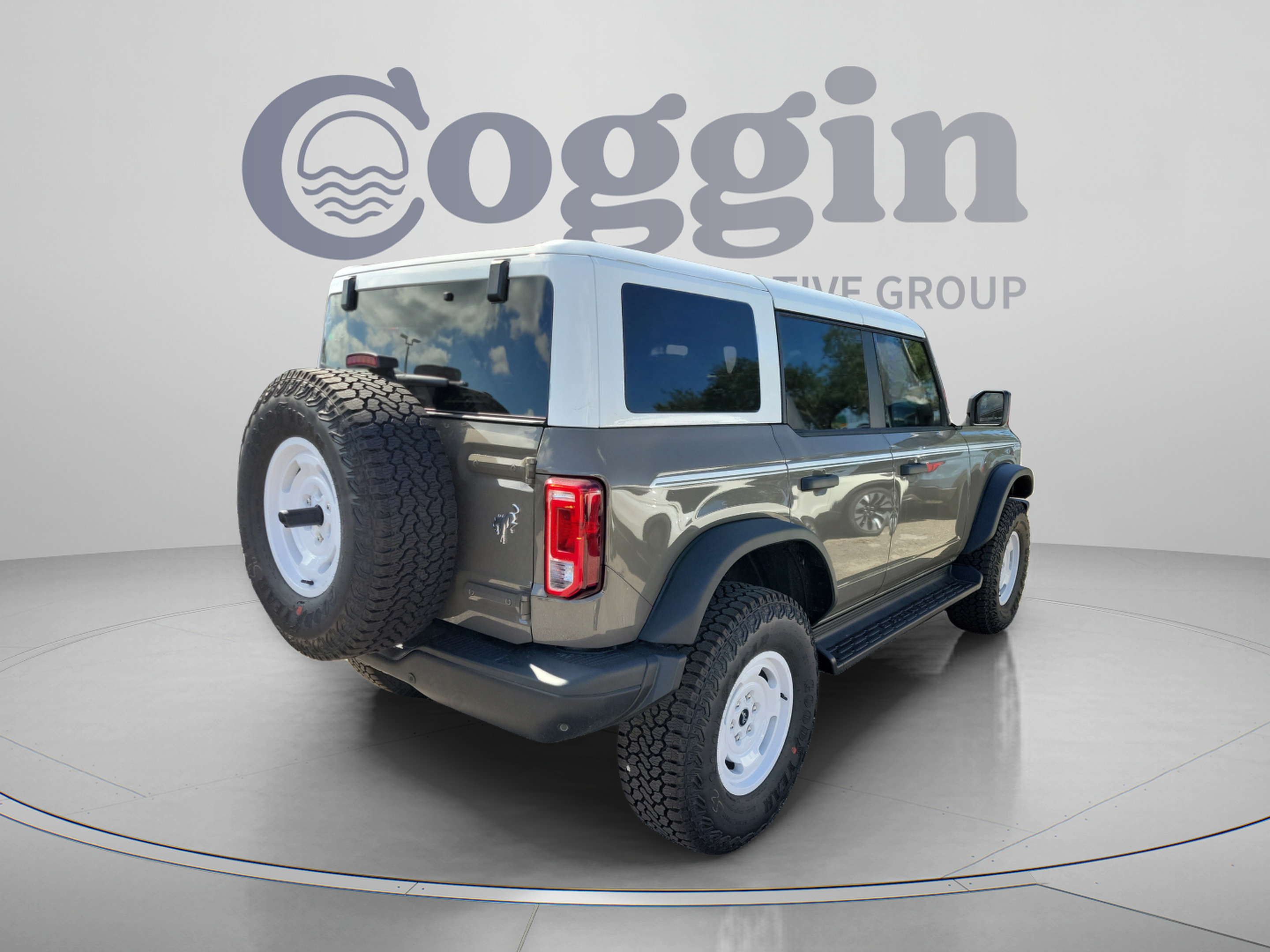 New 2026 Ford Bronco Heritage Edition AWD/4WD image 3