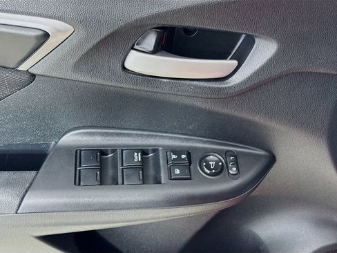 Used 2015 Honda Fit EX image 21