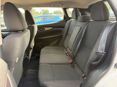 Used 2017 Nissan Rogue Sport S w/ S Appearance Package AWD/4WD image 12
