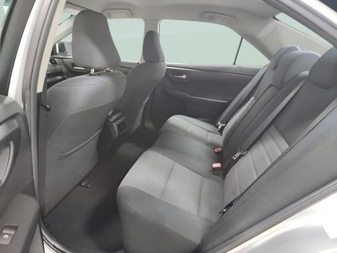Used 2016 Toyota Camry LE image 18