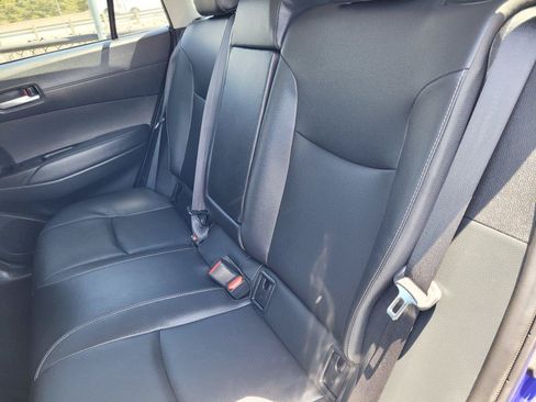 Used 2025 Toyota Corolla Cross XLE FWD image 14