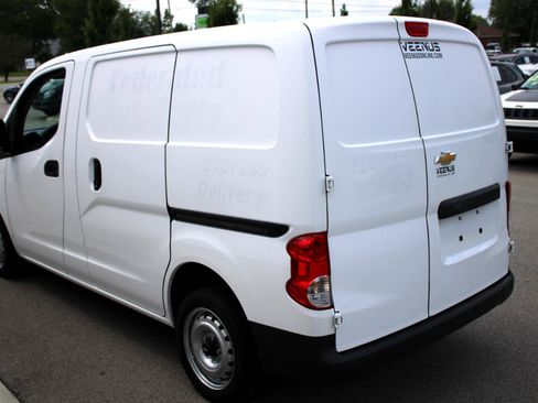 Used 2018 Chevrolet City Express LT image 4