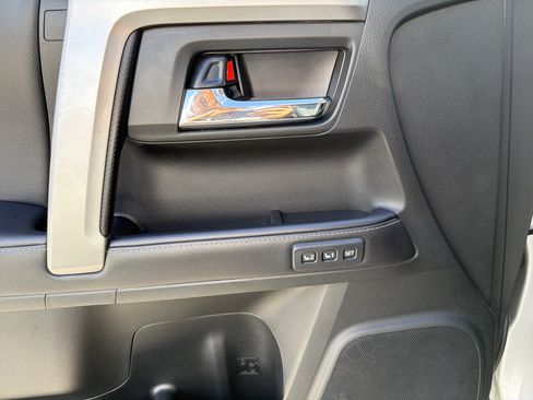 Certified 2022 Toyota 4Runner Limited image 22