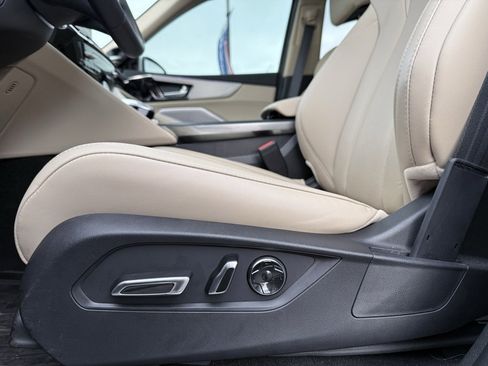 Used 2025 Acura MDX Technology Package image 11