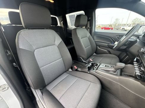Used 2024 Chevrolet Colorado W/T image 26