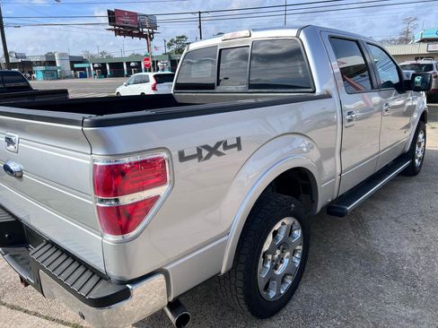 Used 2012 Ford F150 Lariat w/ Lariat Chrome Pkg image 4