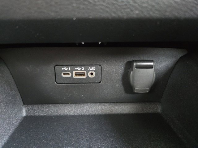 Used 2022 Nissan Altima 2.5 SV FWD image 13