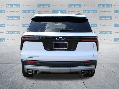 New 2026 Chevrolet Traverse LT w/ Driver Confidence Package FWD image 7