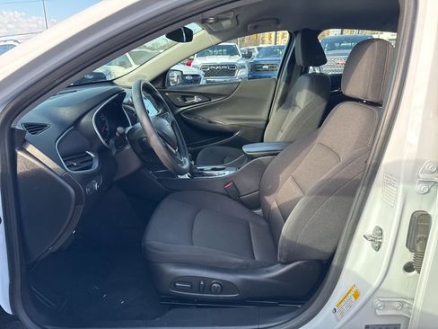 Used 2024 Chevrolet Malibu LT image 14