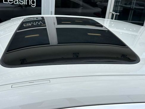 Used 2023 BMW i4 eDrive35 RWD image 13