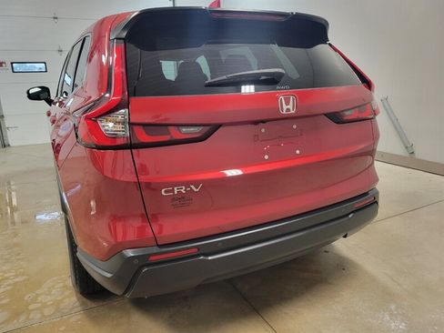 Used 2024 Honda CR-V EX-L image 7